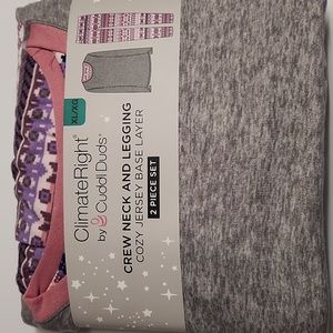 Climate right by Cuddl Duds 2 piece crew neck and leggings
